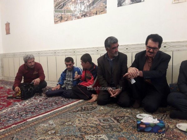 بازدید فرماندار و رئیس بهزیستی از معلولان باشتی و عکس العمل جالب آنها! +تصاویر 17